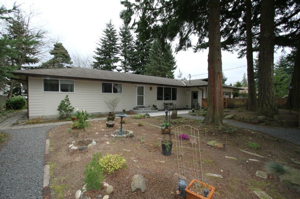 House for sale in Everett 2317 100th St SE, Everett, WA 98208