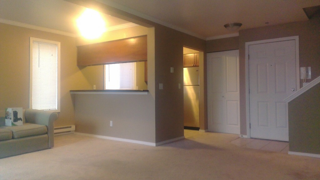 Property Photo: 1712 NW 85th St 202 WA 98117