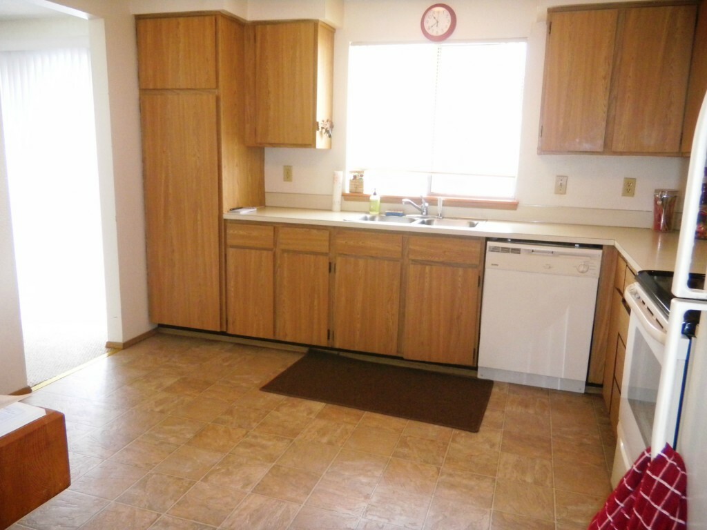 Property Photo: 2111 V St NW WA 98001