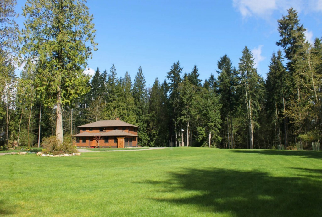 Property Photo:  12908 SW 220th St  WA 98070 