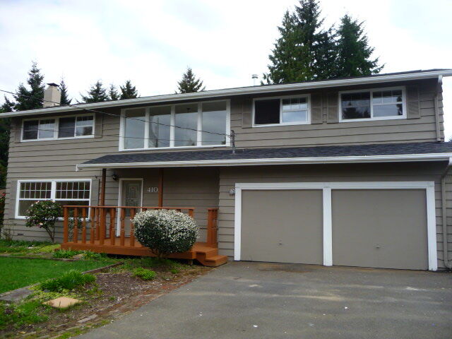 Property Photo:  4102 225th Place SW  WA 98043 