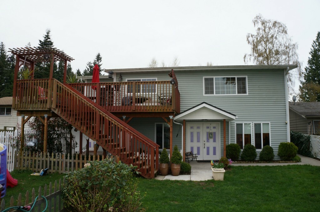 Property Photo:  2207 129th Place SE  WA 98208 