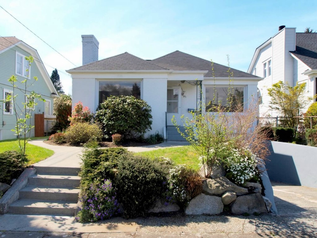 Property Photo: 7751 32 Nd Ave NW WA 98117