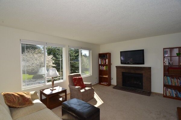 Property Photo: 17314 18th Ave SE WA 98012