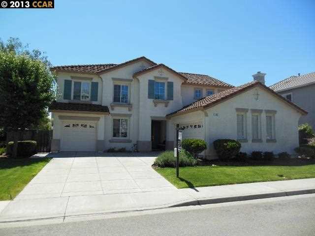 Property Photo:  186 Woodbourough Way  CA 94583-2698 