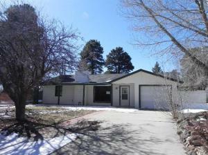 Property Photo:  3121 E Manor Drive  AZ 86004 