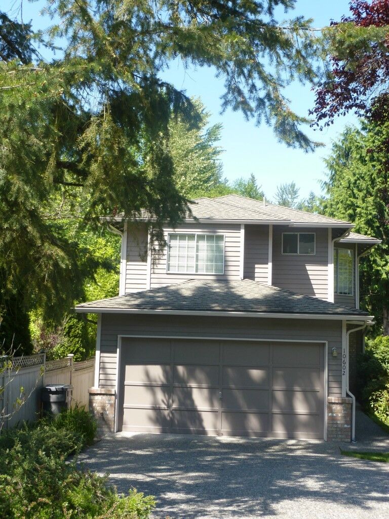 Property Photo: 10602 NE 107th WA 98033