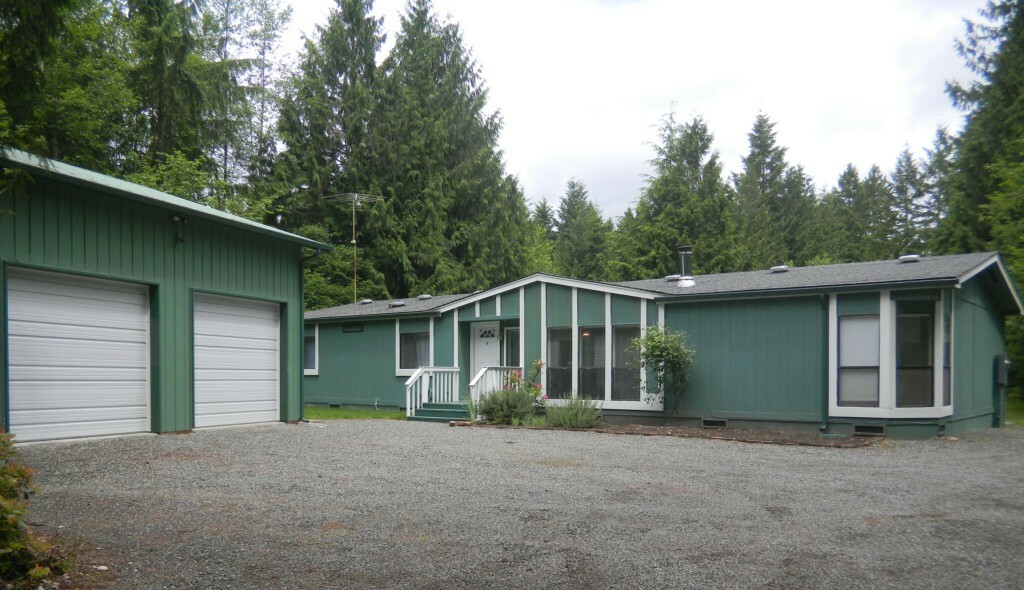 Property Photo: 25515 157th St E WA 98321
