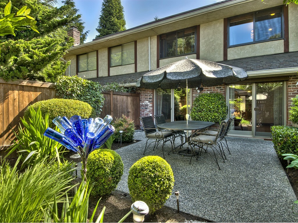 Property Photo:  1532 NW 195th St 10  WA 98177 