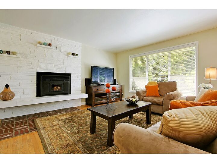 Property Photo:  9632 Mary Ave NW  WA 98117 