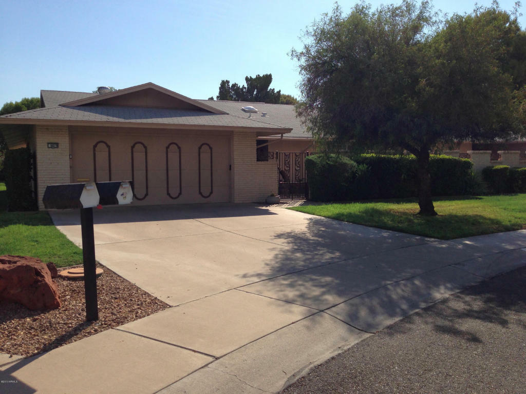 Property Photo:  9879 W Spanish Moss Court  AZ 85373 