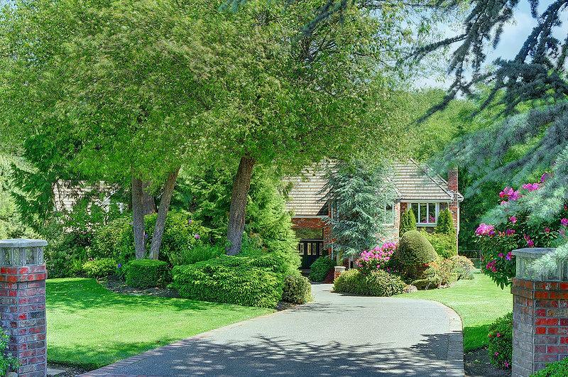 Property Photo: 21631 Makah Rd WA 98020