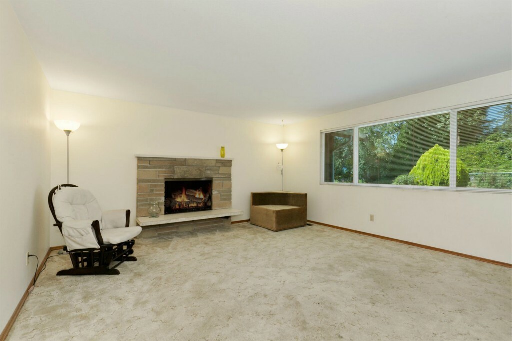 Property Photo:  7515 NE 202nd Place  WA 98028 