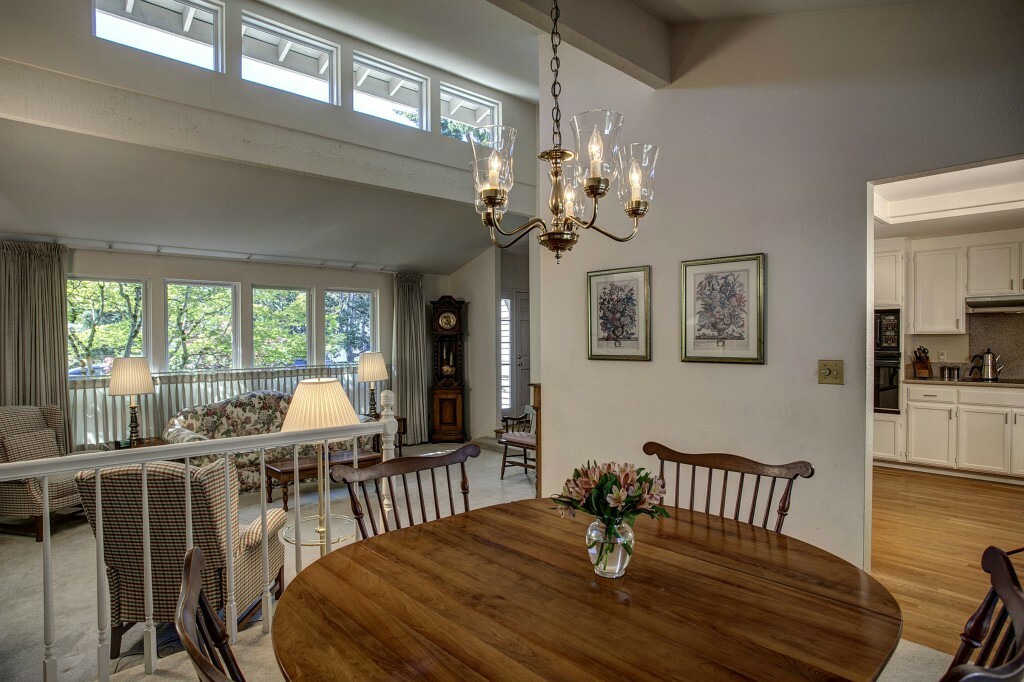 Property Photo:  6550 80th Ave SE  WA 98040 