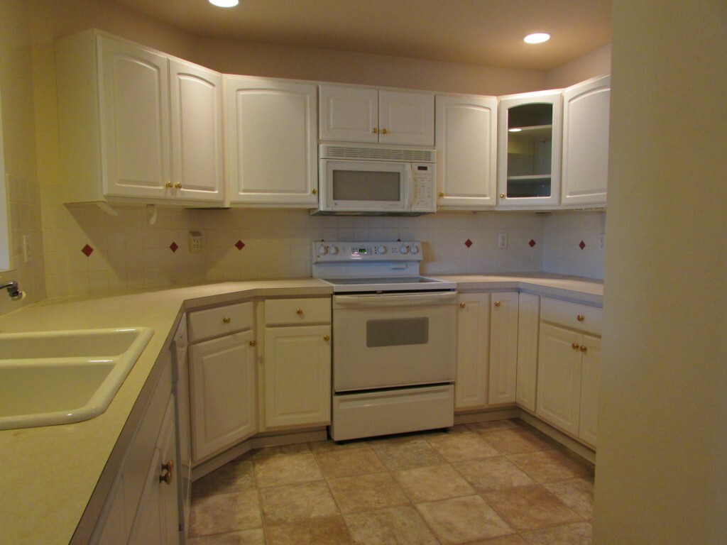 Property Photo: 5801 200th St SW 104 WA 98036