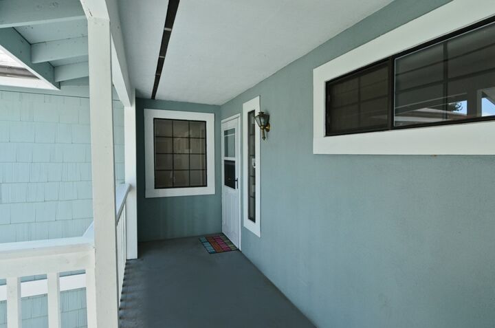 Property Photo:  911 N 163rd St B35  WA 98133 