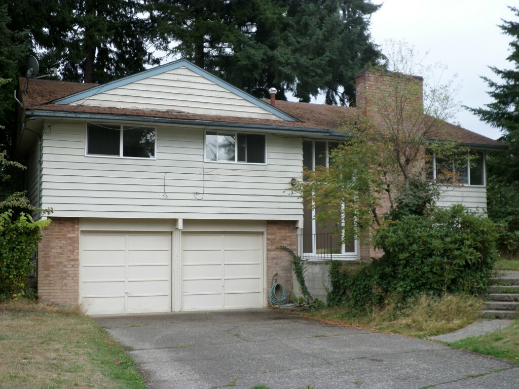 Property Photo:  654 165th Ave NE  WA 98008 