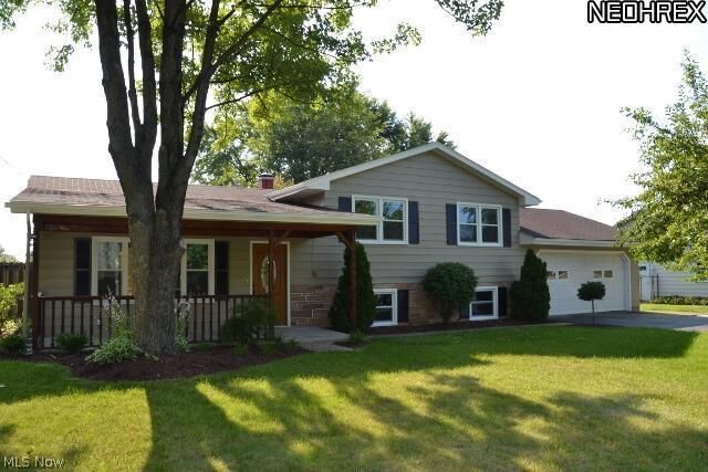 Property Photo: 3445 Maple Springs Drive OH 44406