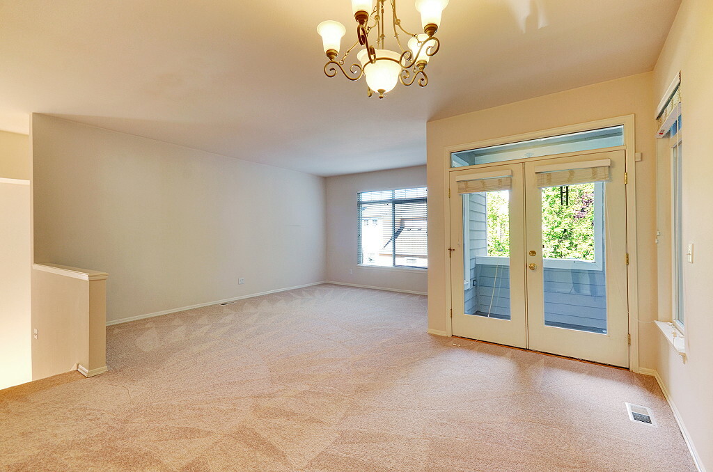 Property Photo:  11427 NE 117th St  WA 98034 