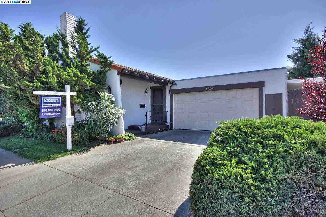 Property Photo: 37699 Los Arboles Dr CA 94536-6632