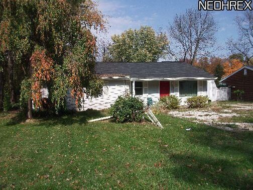 Property Photo:  1359 Brookdale Lane  OH 44240 