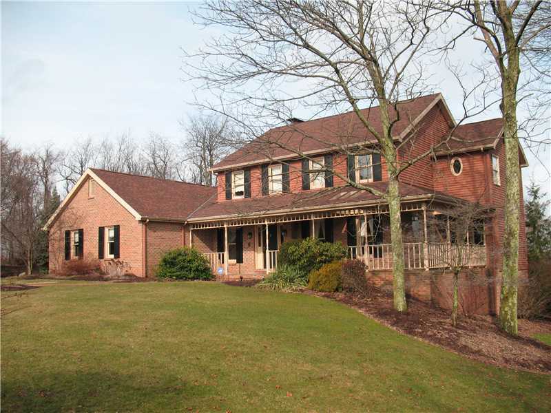 Property Photo:  207 Pleasant View Court  PA 15025 