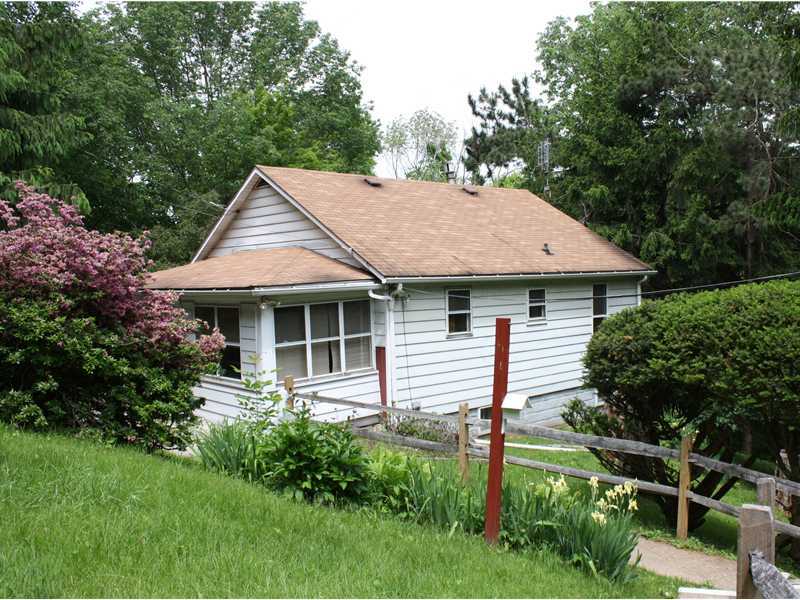 Property Photo:  463 Glorietta Hill Road  PA 15613 