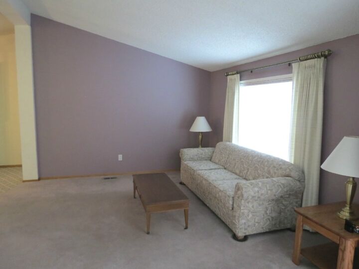 Property Photo: 1402 22nd St NE 425 WA 98002