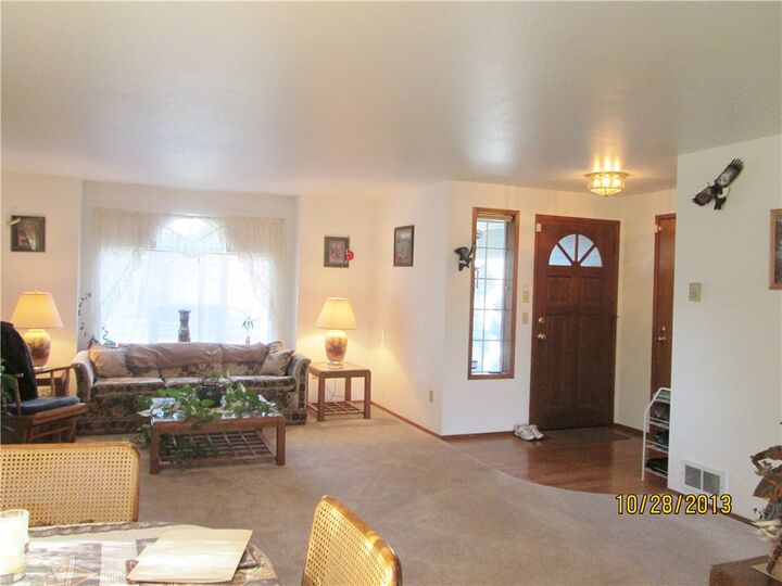 Property Photo: 609 Kona Dr WA 98223