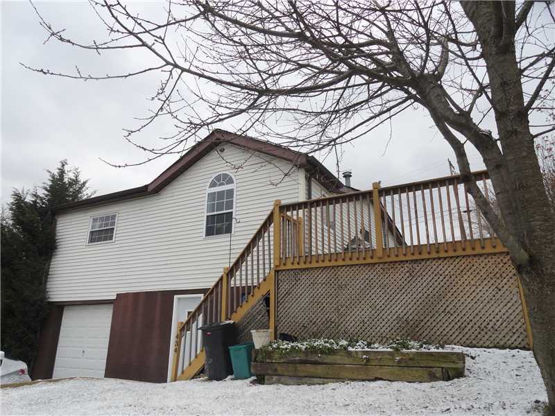 Property Photo:  434 Alder Street  PA 15084 