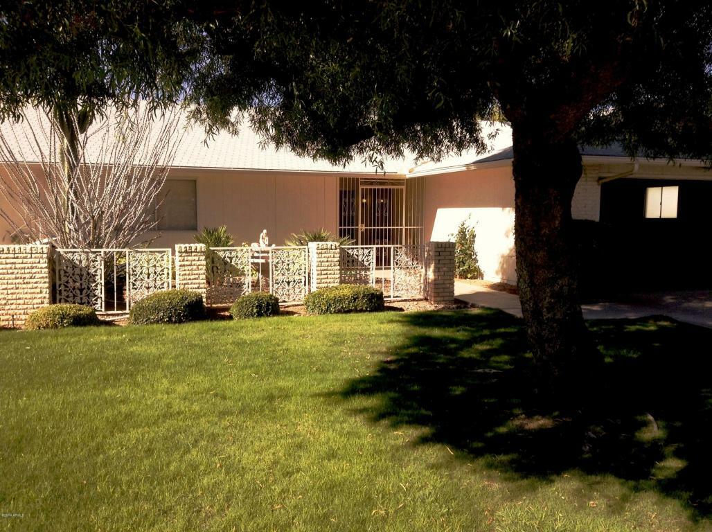 Property Photo: 18238 N 99th Drive AZ 85373
