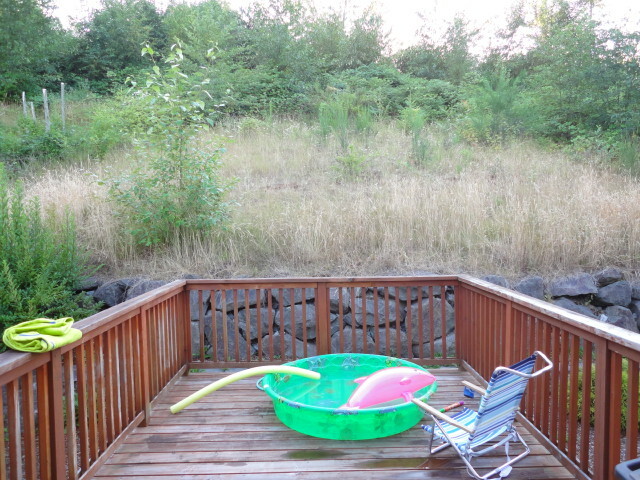 Property Photo: 14910 Woodland Ave E WA 98375