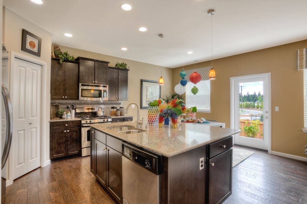 Property Photo: 3950 S 380th Place 26 WA 98001