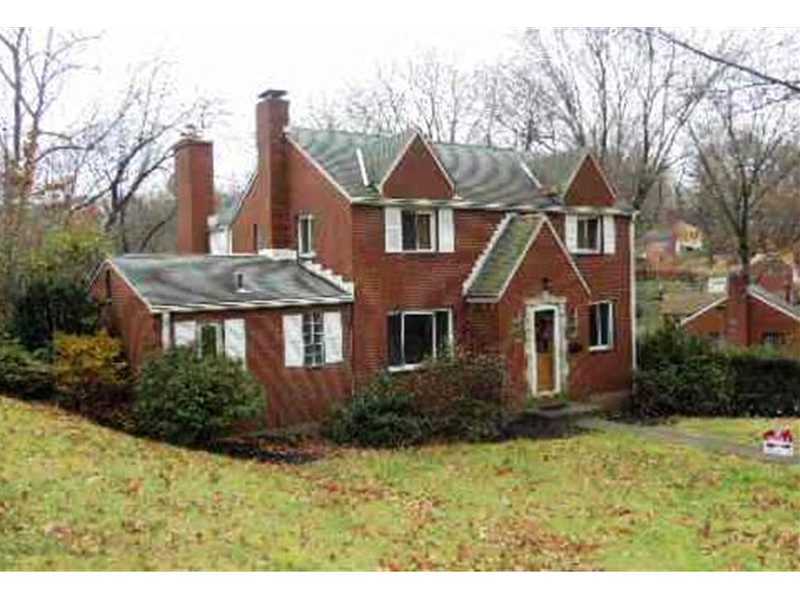 Property Photo: 735 Hawthorne Drive PA 15235