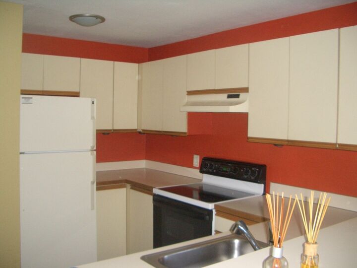 Property Photo:  3256 SW Avalon Way 104  WA 98126 