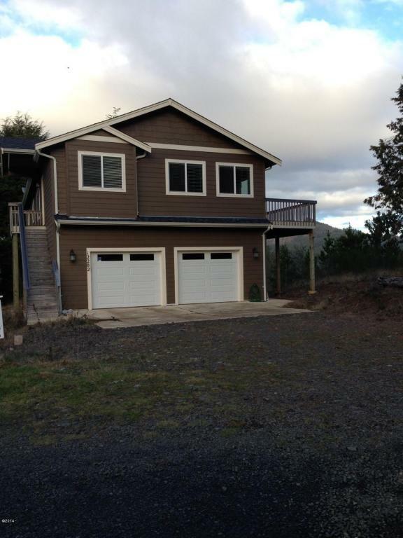 Property Photo: 12282 NE Coos Street OR 97365