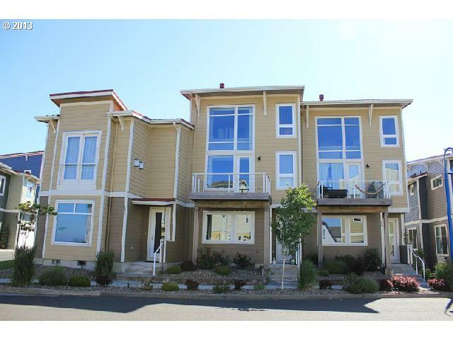 Property Photo: 270 Maritime Ln OR 97103