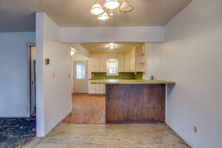 Property Photo:  43 N Keller Ave  WA 98802