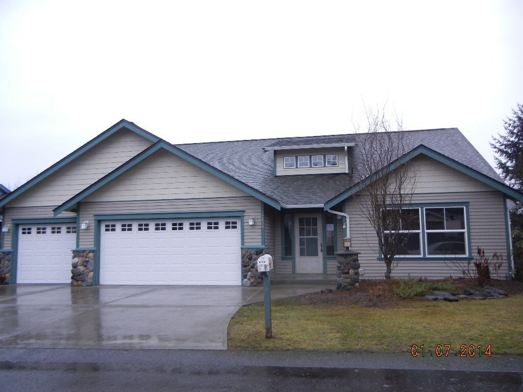 Property Photo: 7404 64th St Ct W WA 98467