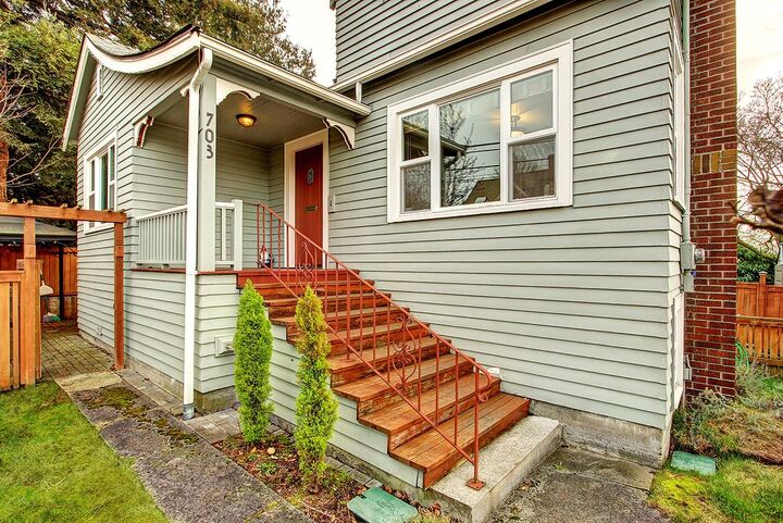Property Photo:  703 N 80th St  WA 98103 