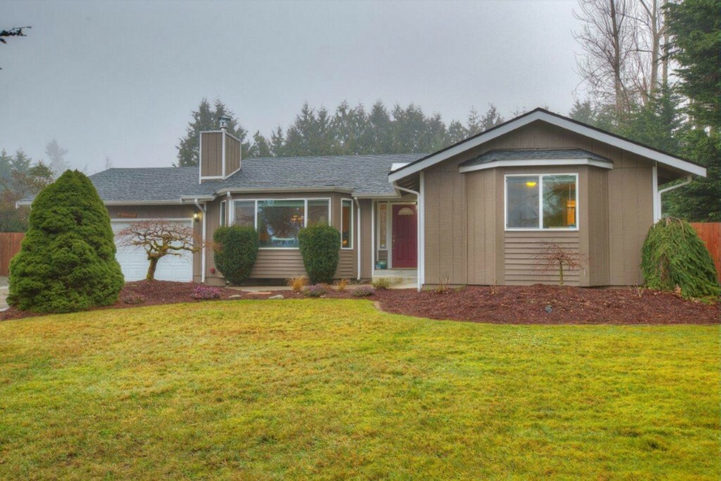 Property Photo:  14909 42nd Ave E  WA 98446 