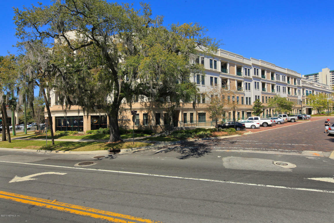 Property Photo: 1661 Riverside Avenue 403 FL 32204