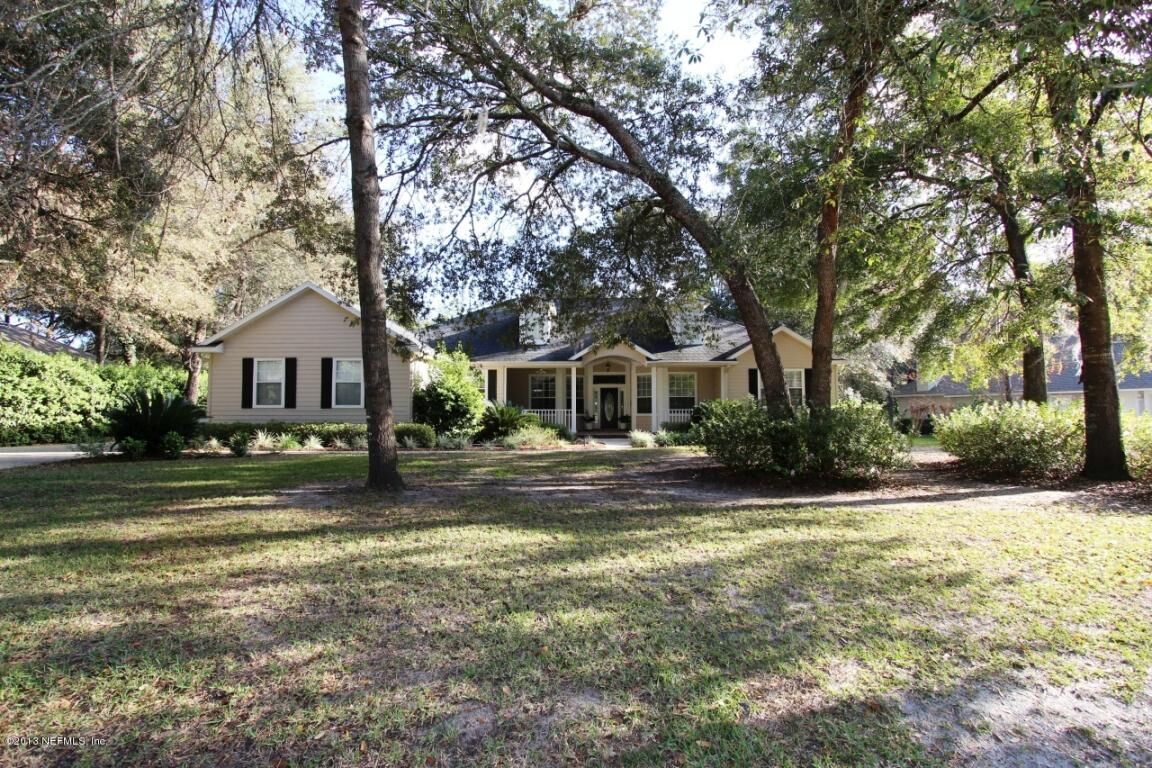 Property Photo: 1900 Colonial Drive FL 32043