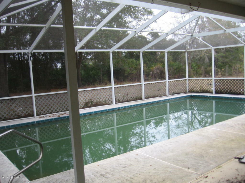 Property Photo: 5148 Gracewood Lane FL 32092