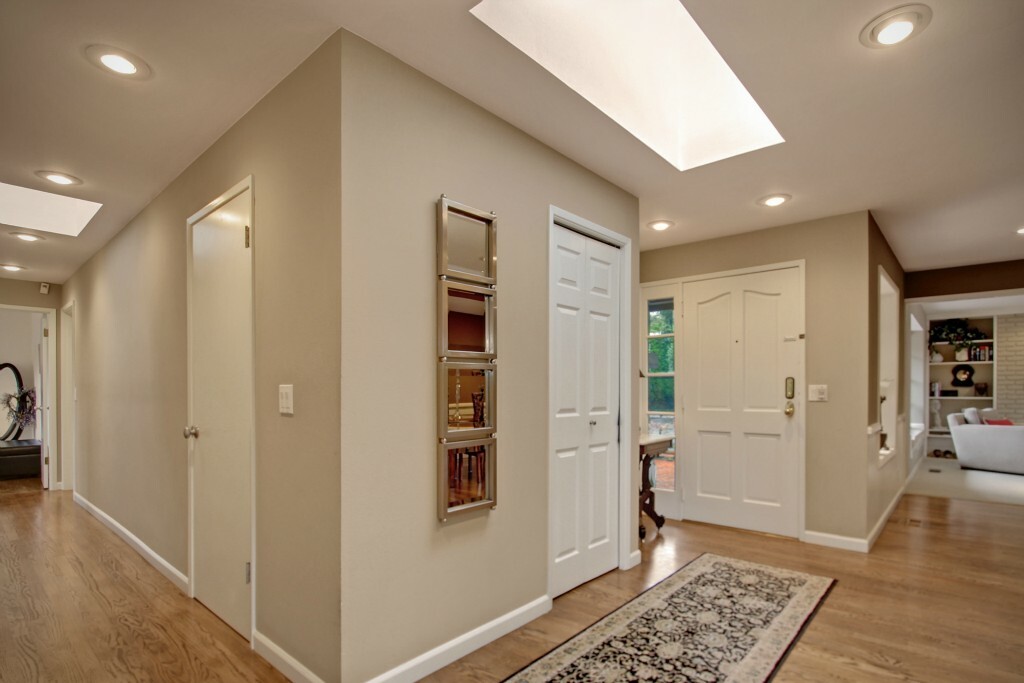 Property Photo: 1622 125th Avenue SE WA 98005
