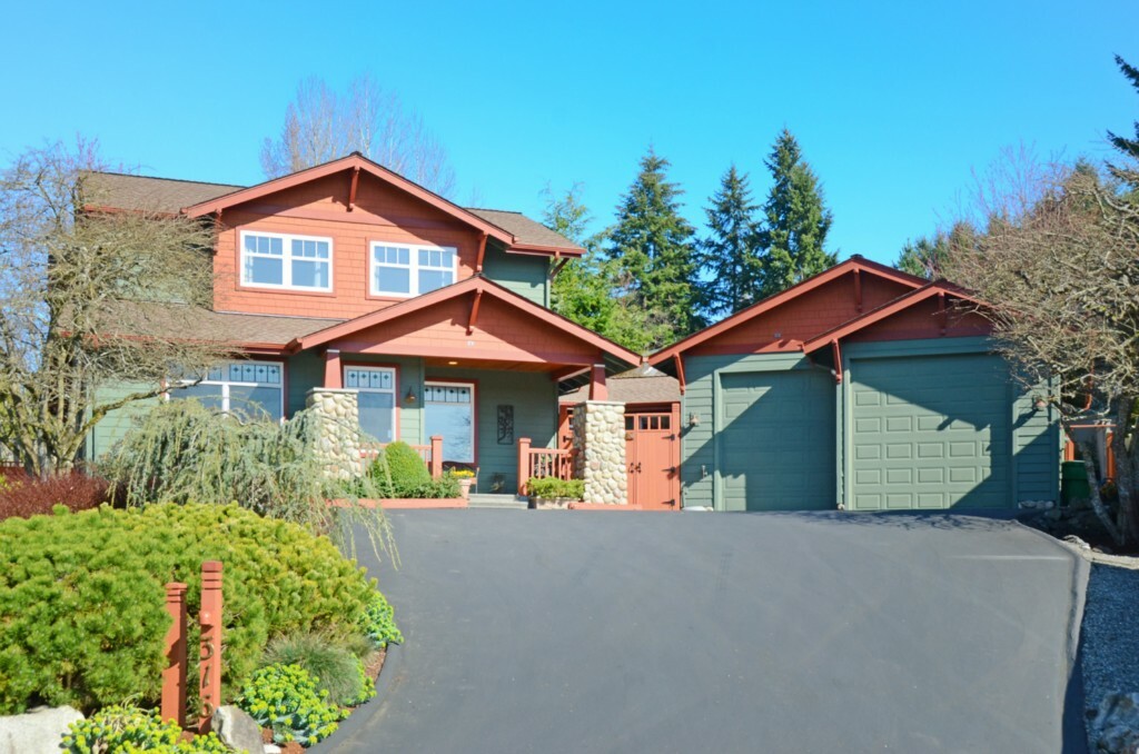 Property Photo:  316 Bromley Place NW  WA 98110 