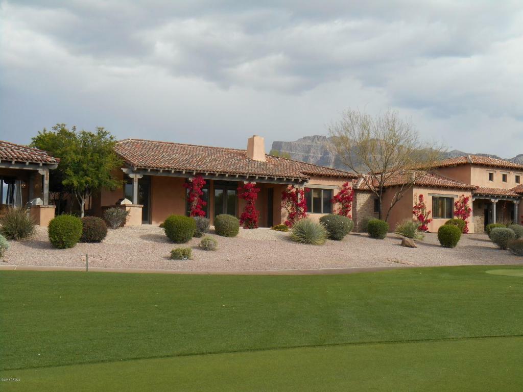 Property Photo:  7631 E Golden Eagle Circle  AZ 85118 