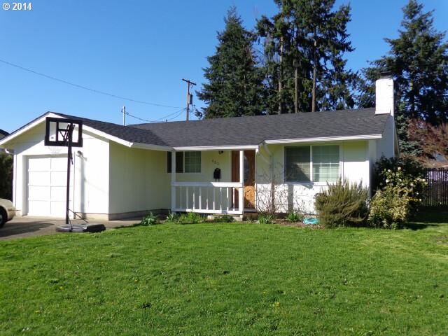 Property Photo: 450 U St OR 97477