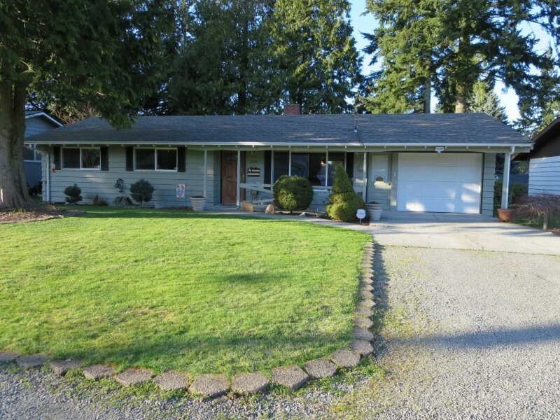 Property Photo:  2521 73rd Street SE  WA 98203 