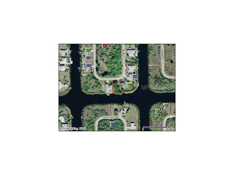 Property Photo:  9548 Applin Circle  FL 33981 